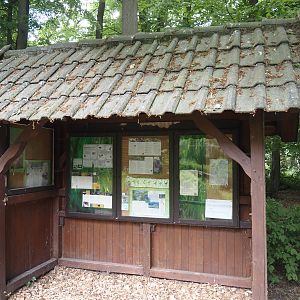 Shelter with signage about bats, native wildlife and regional nature organisations, 2025-05-22