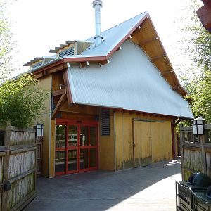 Asian Forest Sanctuary - Rotation Exhibit Dayroom