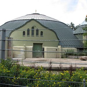 Tierpark Hellabrunn 2006 - Old outdoor Hippopotamus exhibit in the Elephant