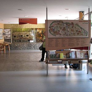 Dresden Zoo 2008 - Inside the main zoo entrance