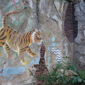 Maharajah Jungle Trek - Ruins Fresco