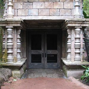 Maharajah Jungle Trek - Aviary Entry