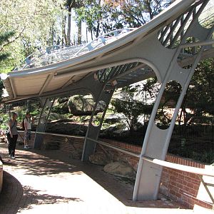 Taronga Zoo 2007 - Side view of the Snow Leopard exhibit