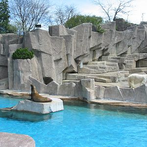 Milwaukee County Zoo 2003 - Hagenbeck-style immersion