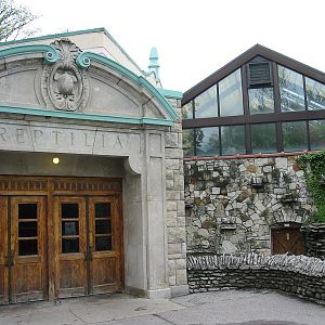Toledo Zoo 2003 - Back entrance to the famous Reptile House?
