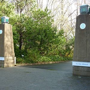 Aquarium Entrance Sign