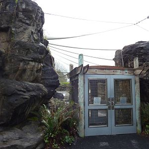 Sea Bird Aviary - Entrance