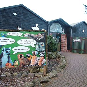 Main entrance at Wingham 28/11/09