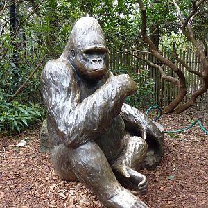 Gorilla Statue