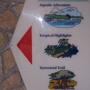 Sign on closed builging