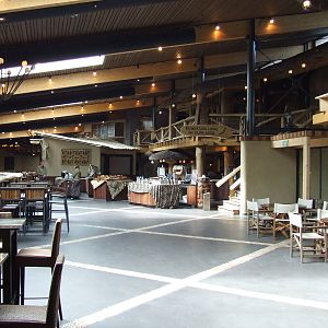 Safari Meeting Centre, Burgers Safari