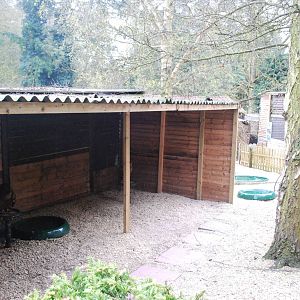 ENCLOSURE ALL ROUND BUILDINGS 10