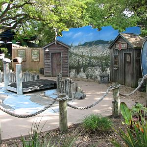 Childrens Zoo - Splash Play Area