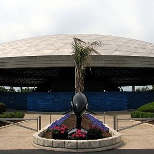 Shamu Theater - Exterior