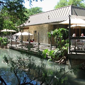 Riverview Restaurant