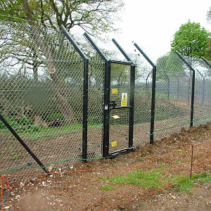 Wolverine holding pen at Whipsnade 08/05/10