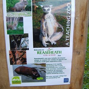 Sign about the zoo