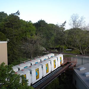 Monorail storage