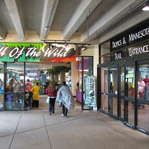 Entry Building - Food Court and Indoor Exhibit Entrances