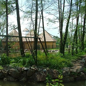 Colobus Island and Hippo House at Plzen, 25/05/10