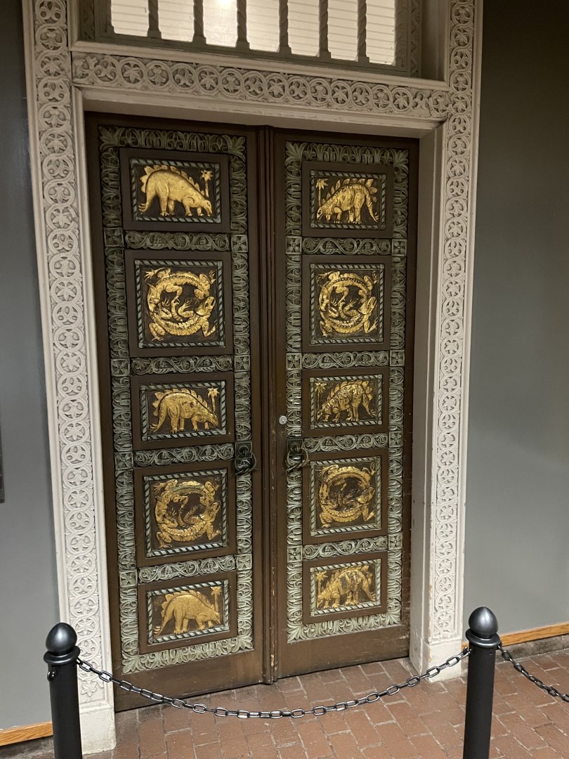 09/14/23 - Doors inside the reptile house