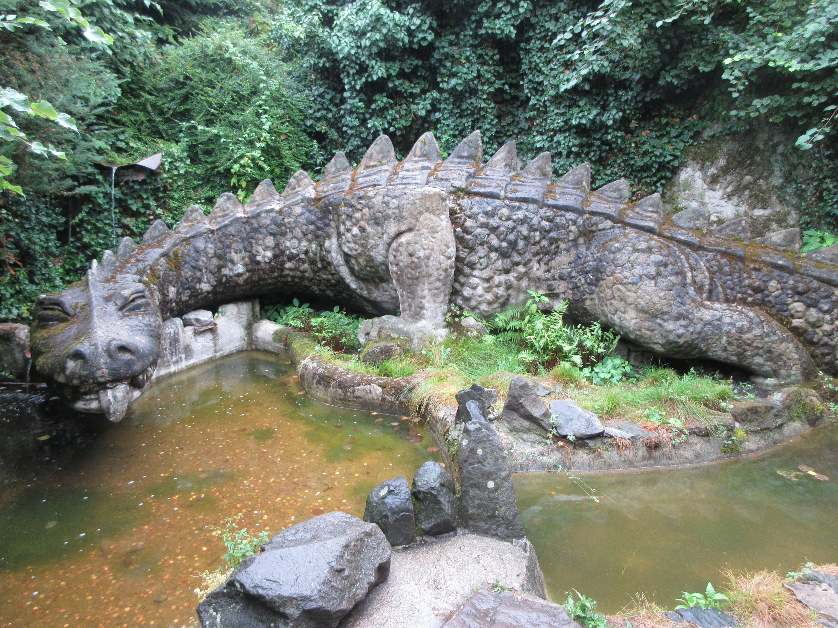 13-Meter Stone Dragon