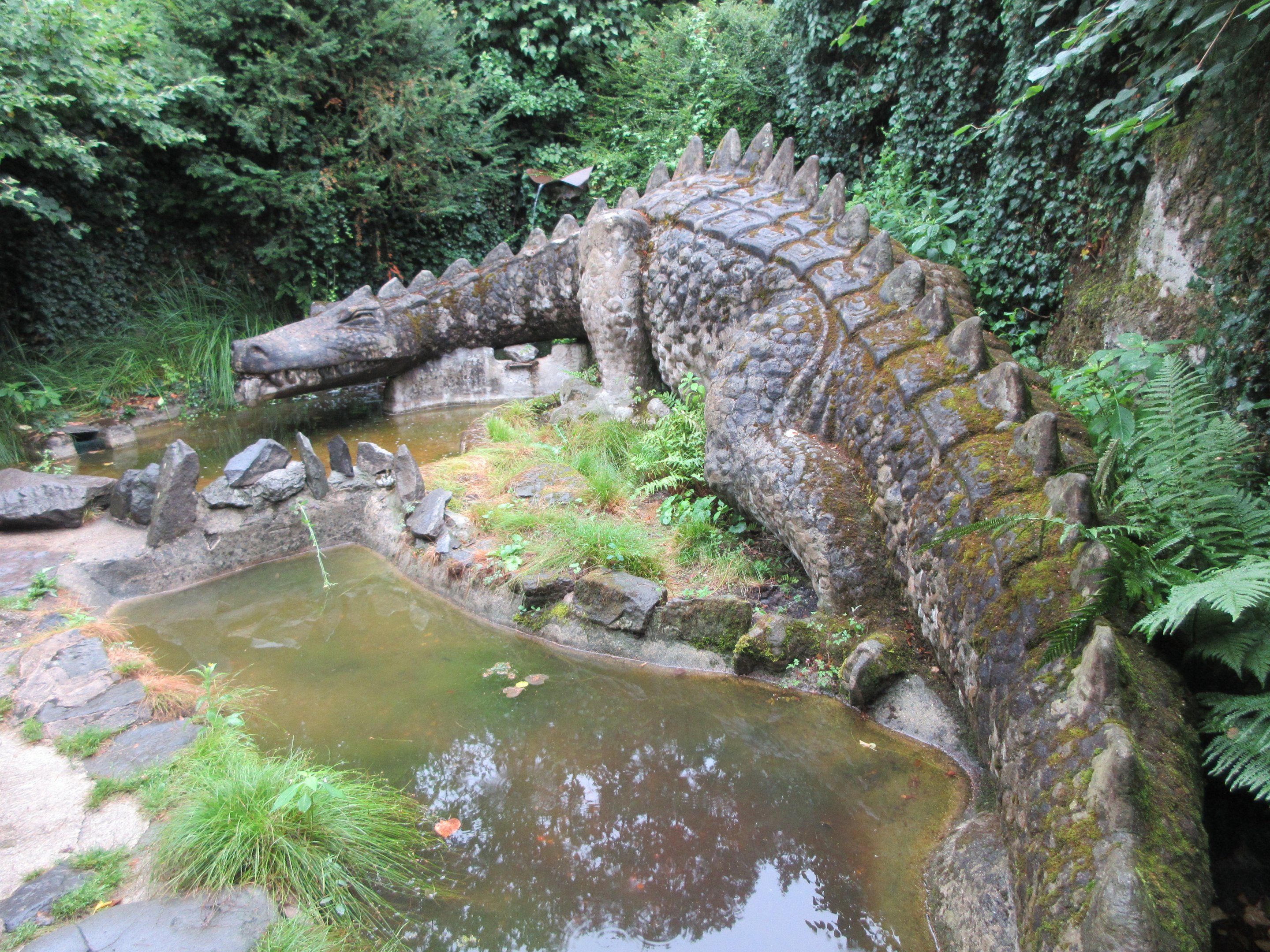 13-Meter Stone Dragon