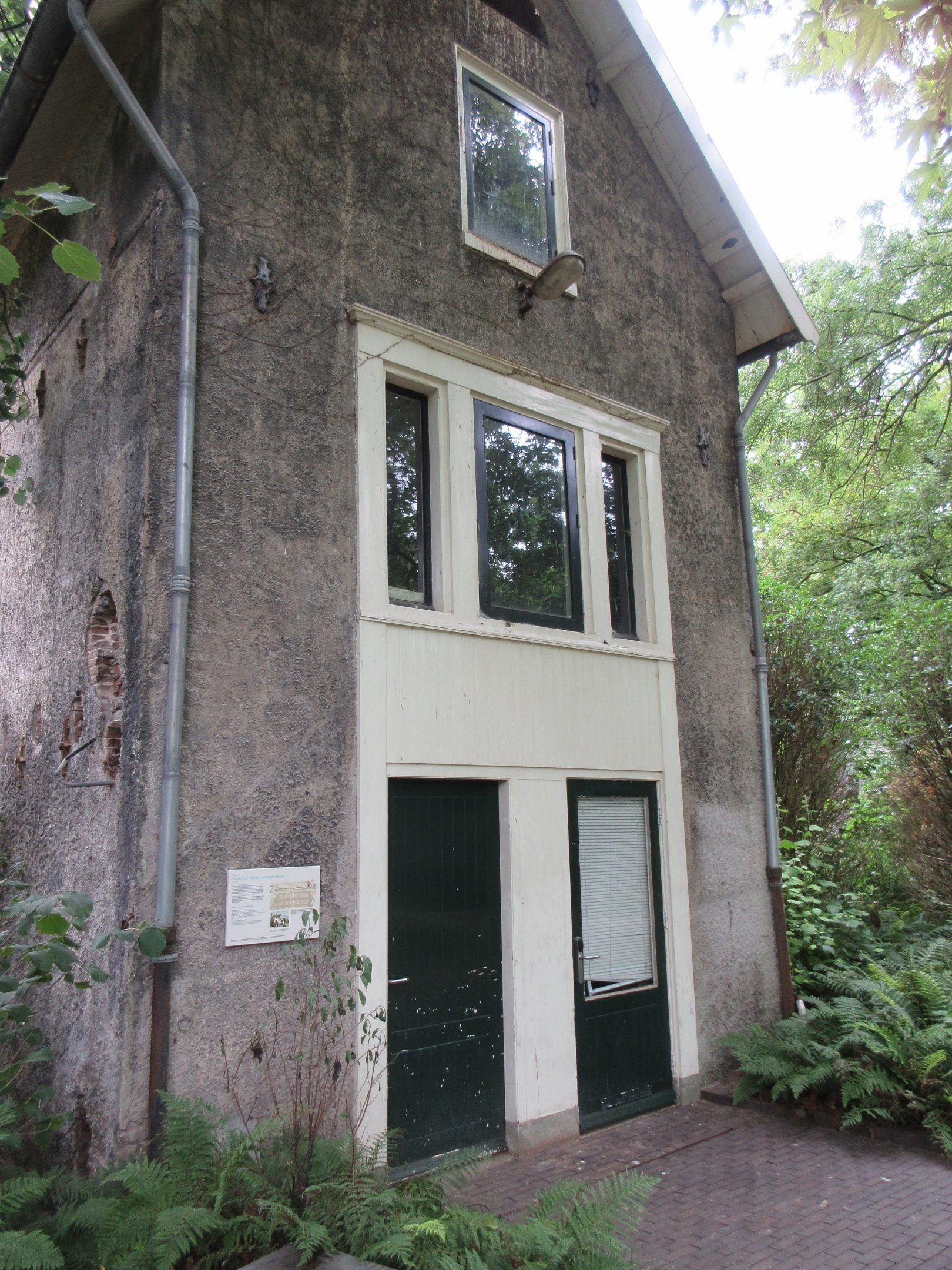 1730 Pigeon House (has held a polar bear and a manatee at other times!)