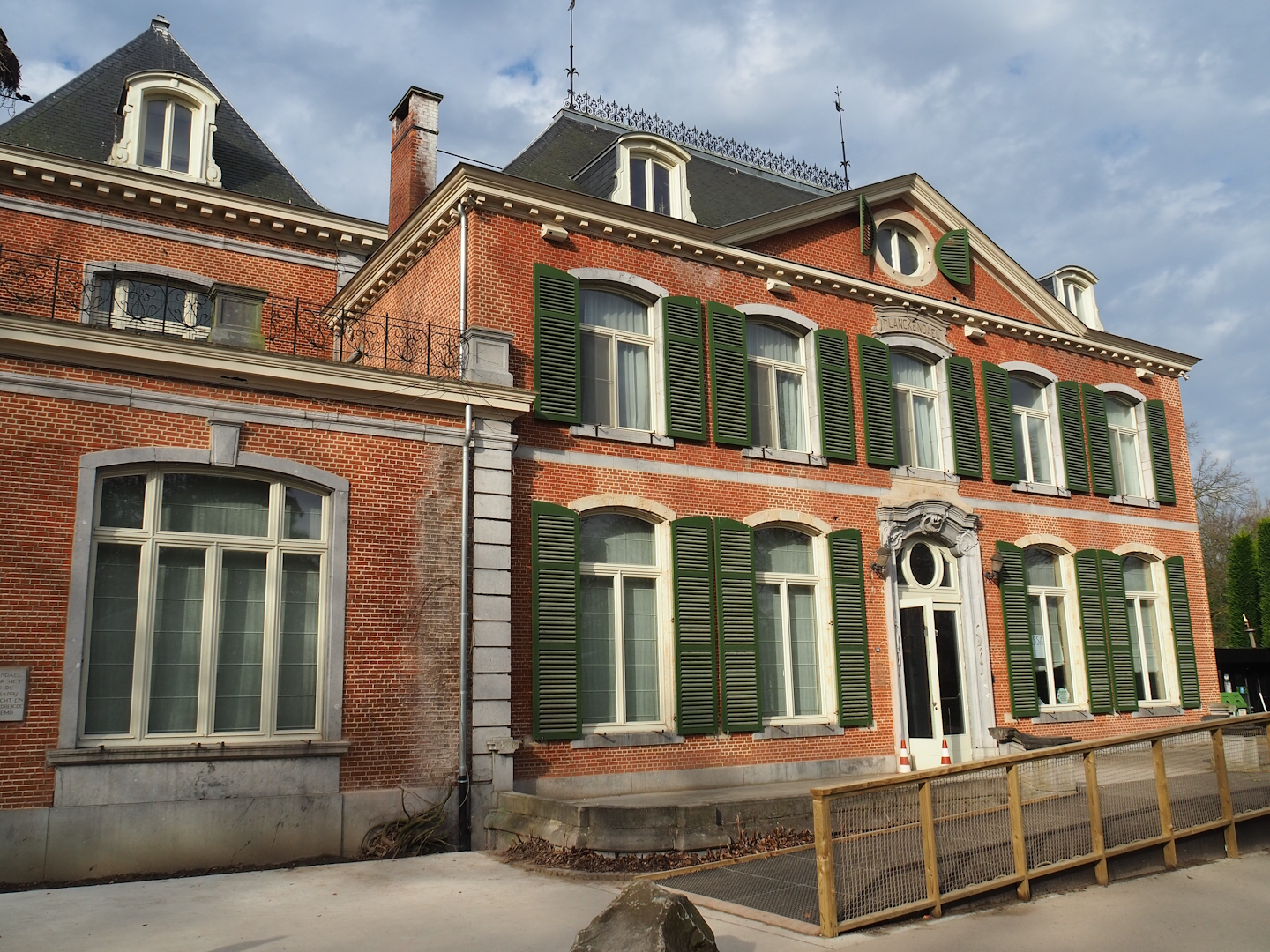 1780 manor house - Normally restaurant, currently used as temporary ticket office and gift shop,  2024-03-04