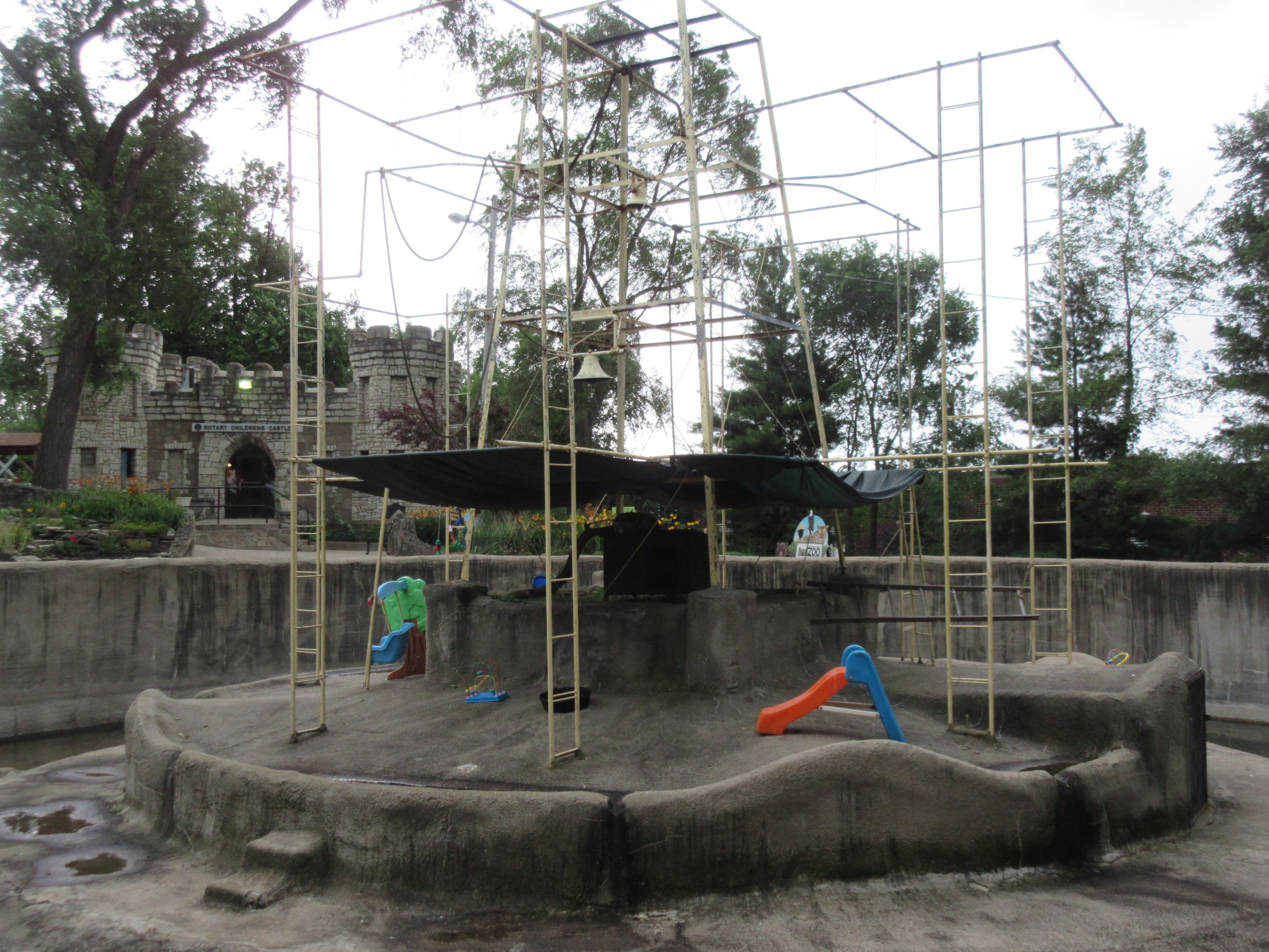1930s-era Ring-tailed Lemur Exhibit