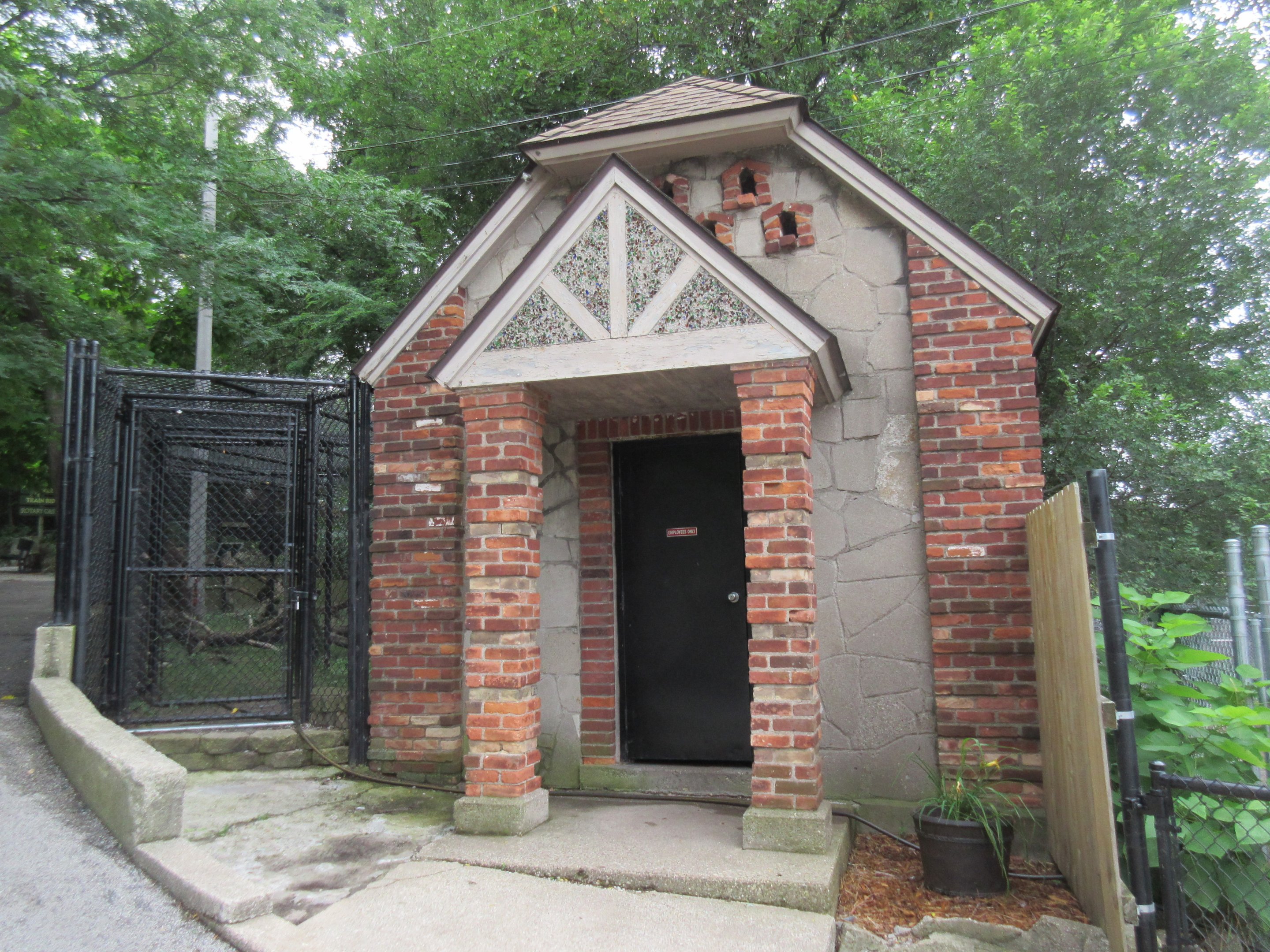 1930s Structure (Holding Facility)