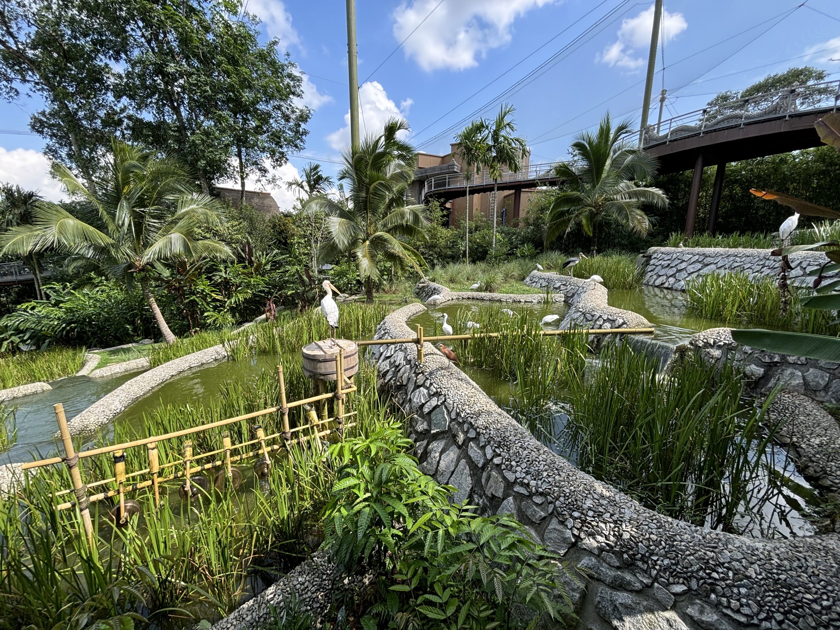 2-Acre Wings of Asia Aviary