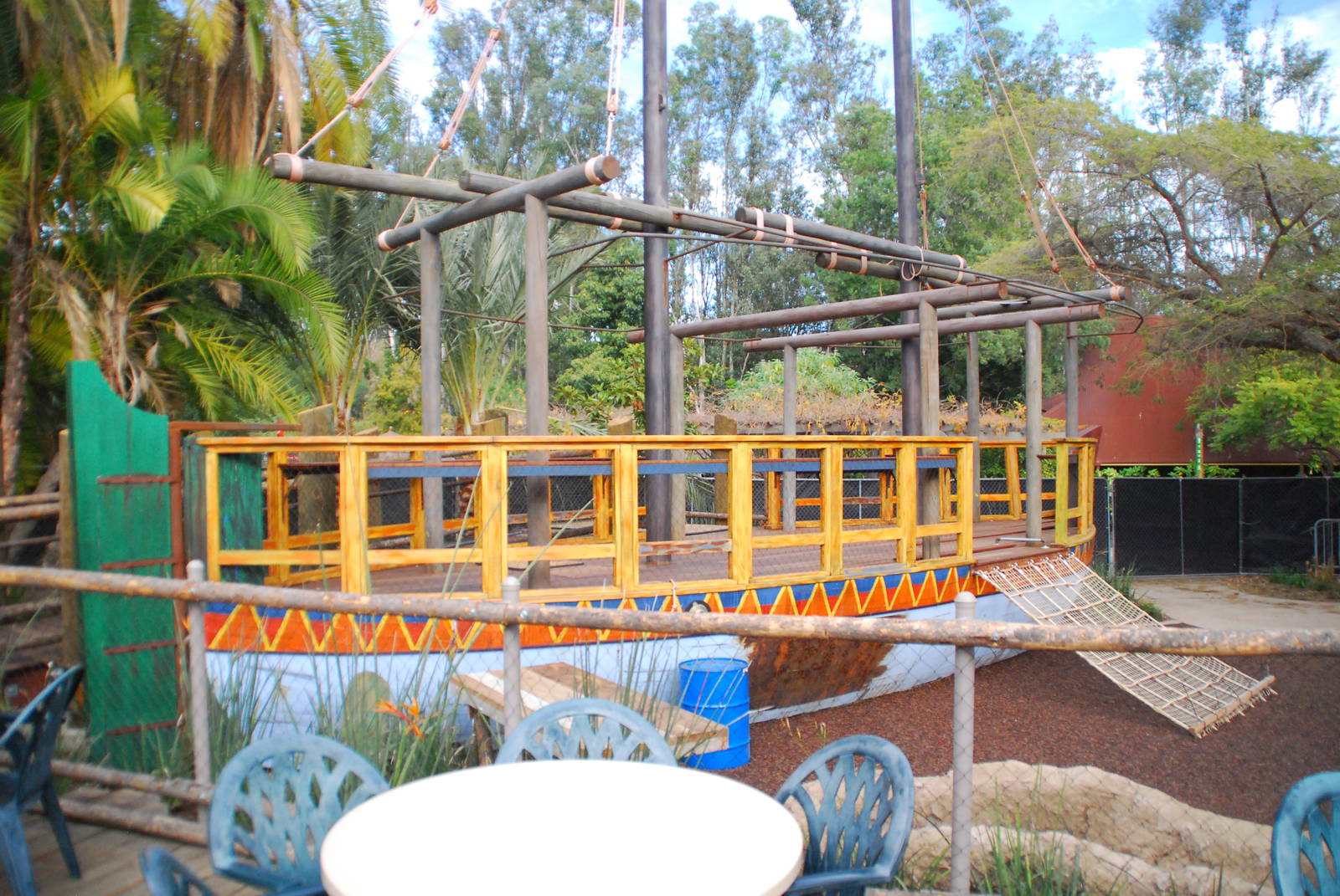 2013-12-19 SDZSP Mombasa Lagoon Construction