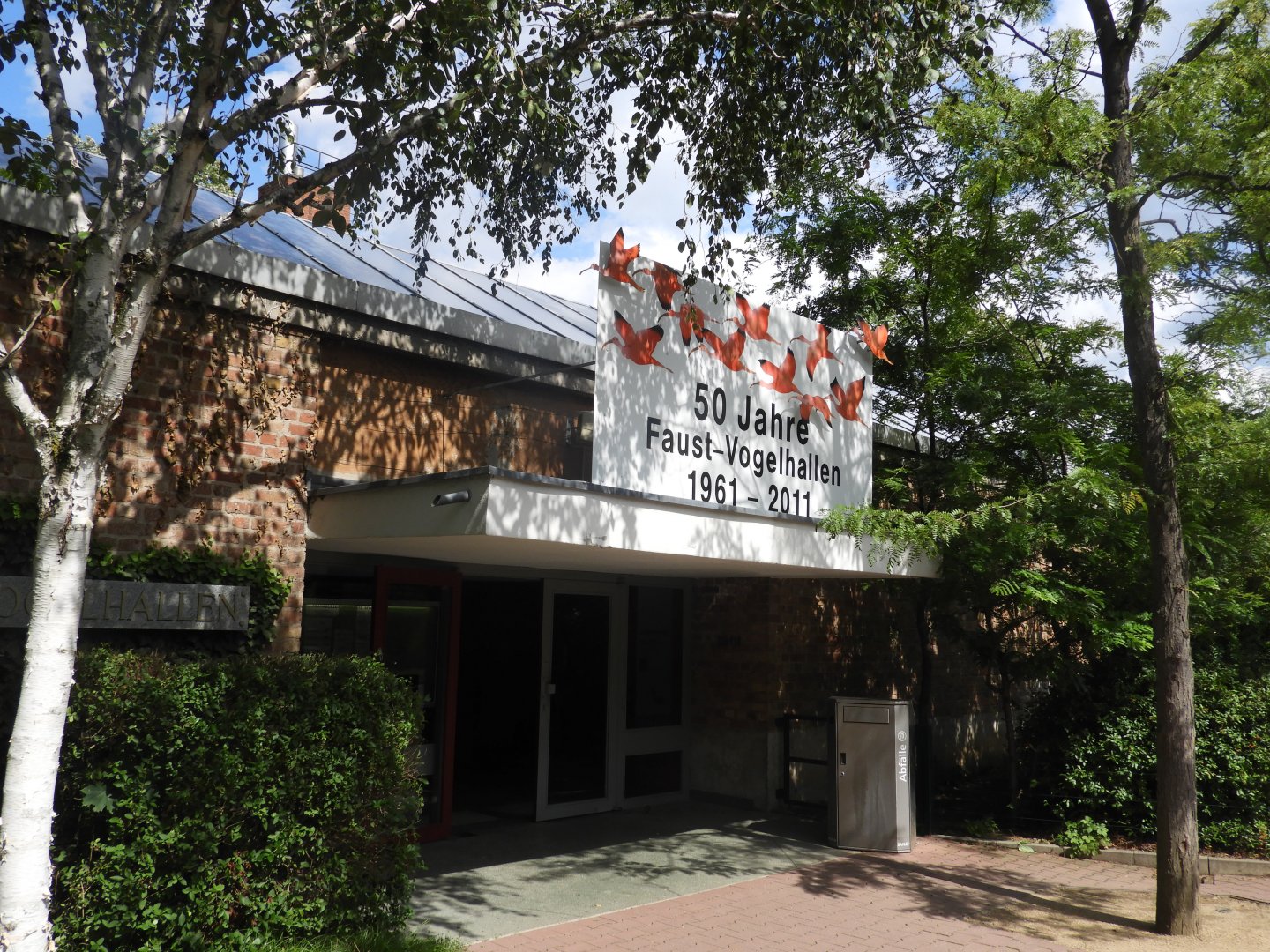 [2019] Entrance to bird house