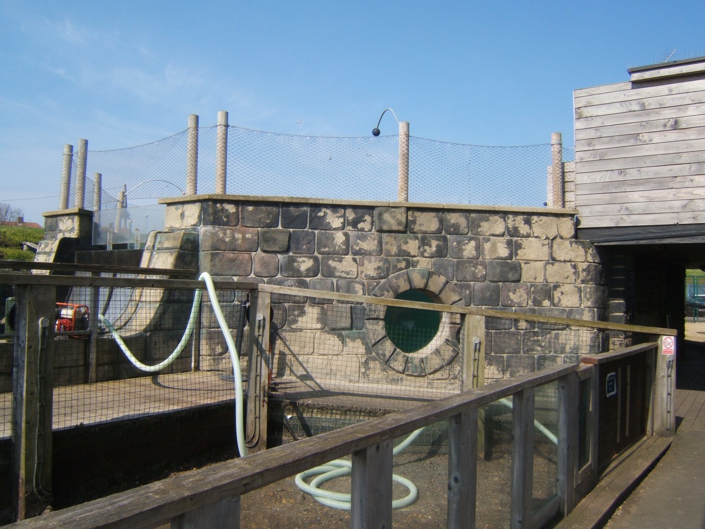 30/4/2017 View of Common Seal Pool