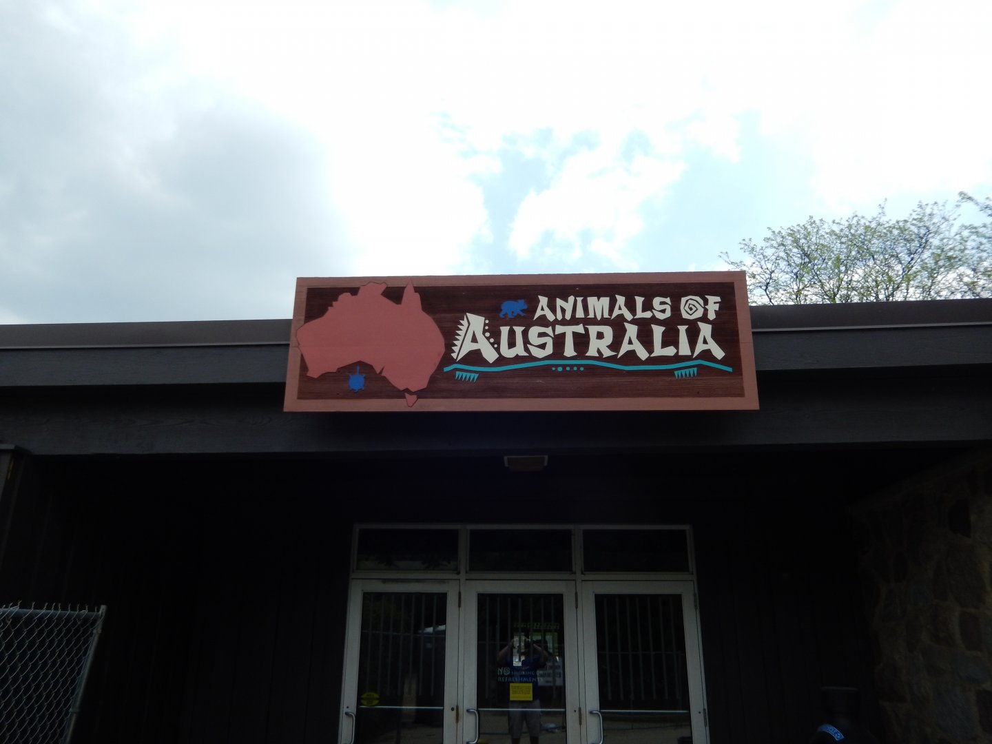 5/17/2017 - Australia Building Entry (1 of 2)