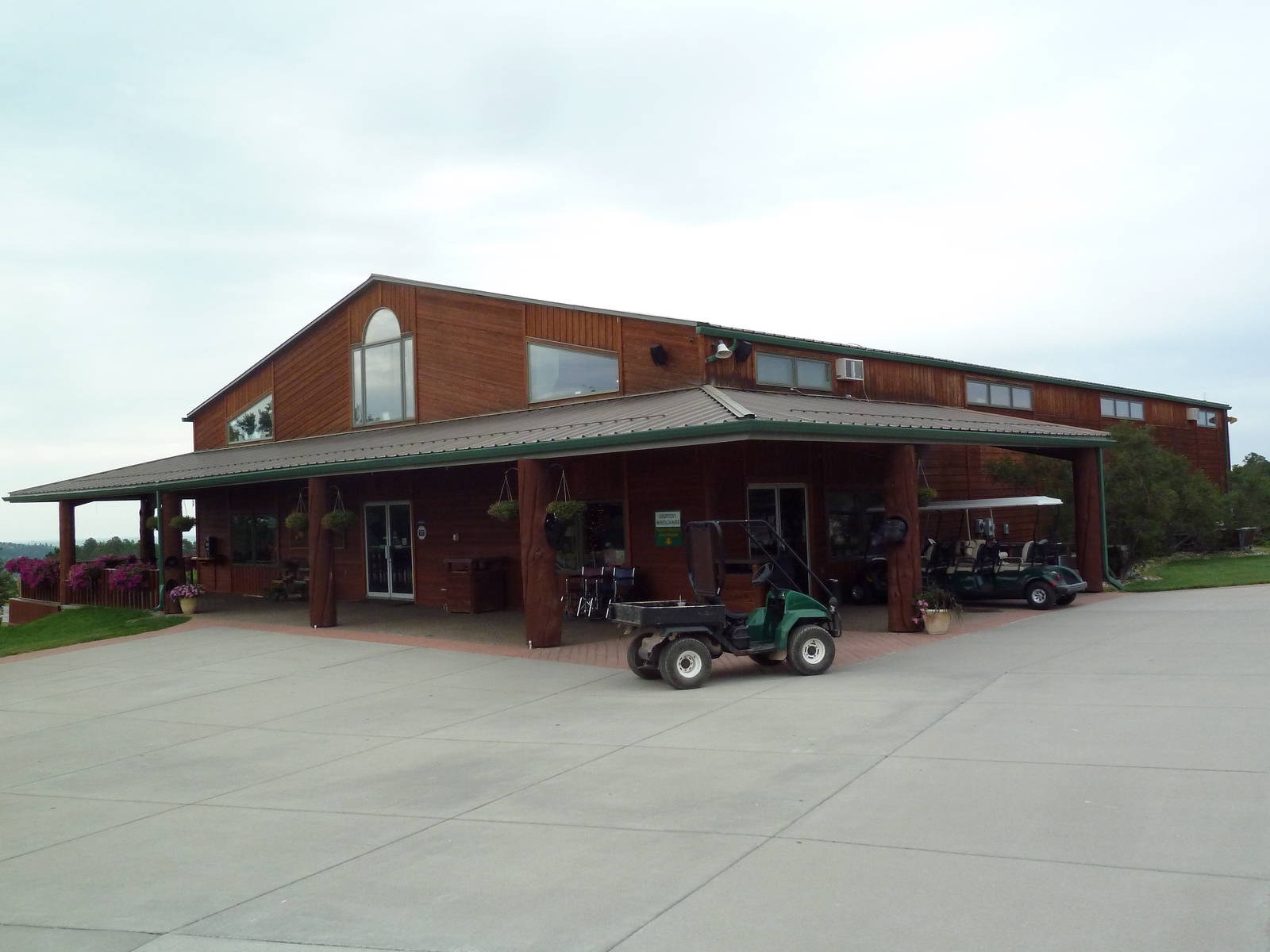 6,000 sq. ft. Gift Shop