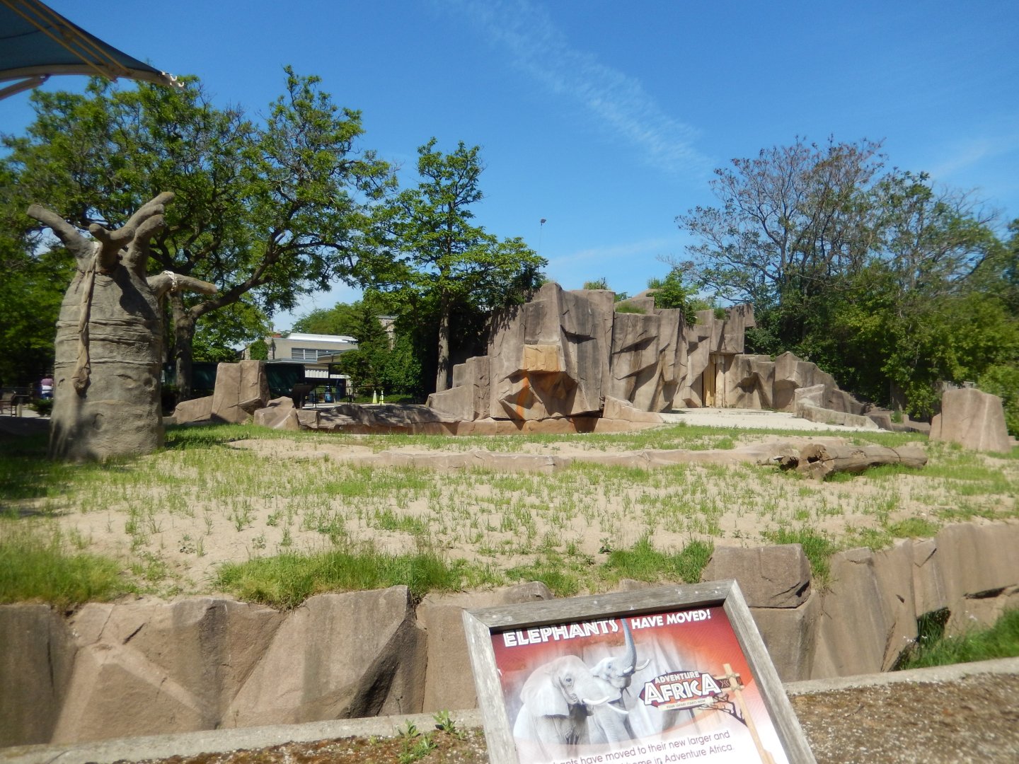 6/11/2019 - Former African Elephant Exhibit
