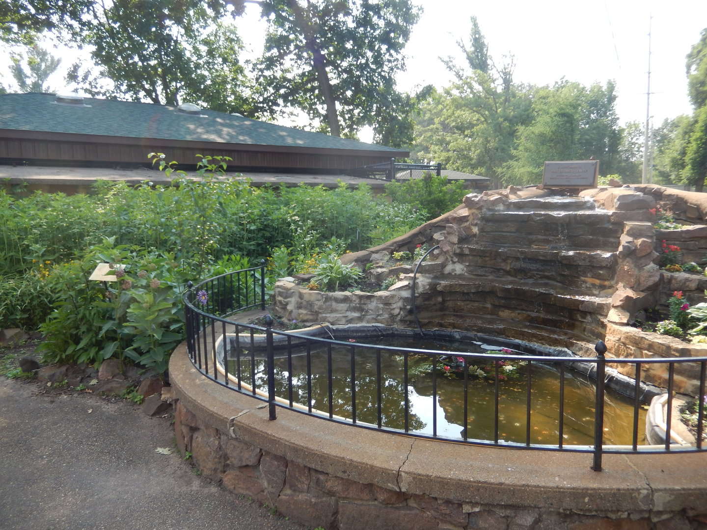 6/23/2023 - Fountain & Garden