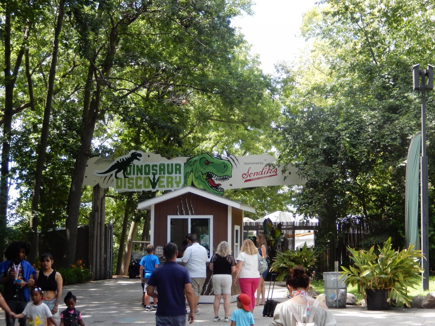 6/29/2024 - Dinosaur Discovery Entrance