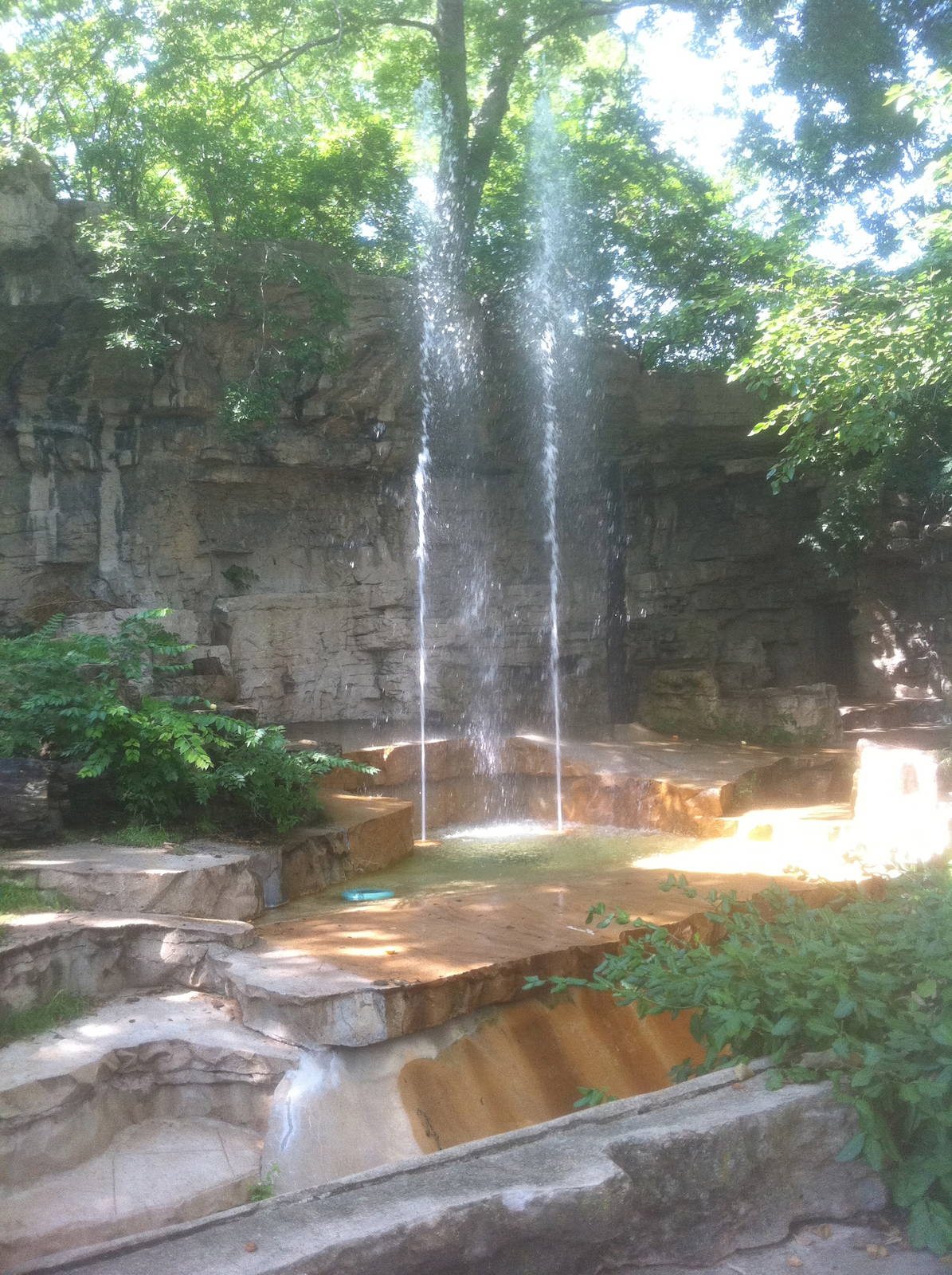 7/5/2013 - Sloth Bear Grotto...with two fountains?