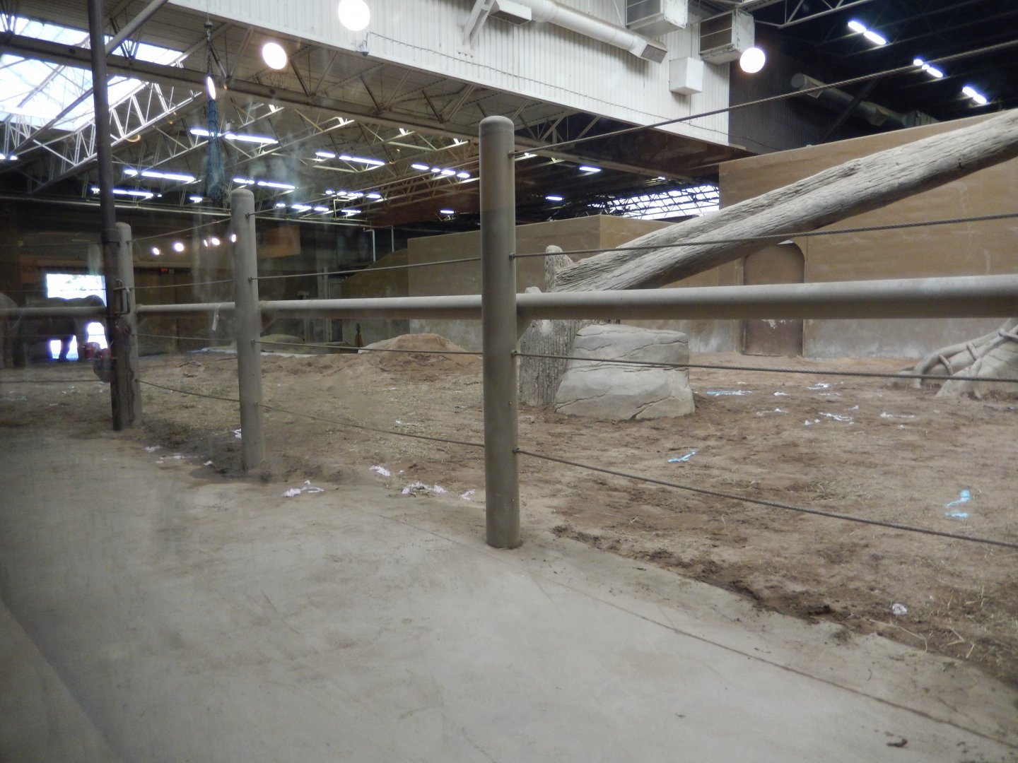 8/11/2018 - Indoor Asian Elephant Habitat