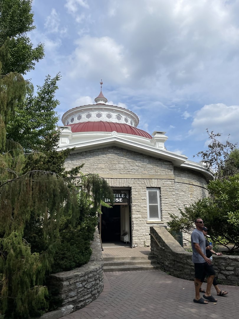 8/11/2023 - Historic Reptile House