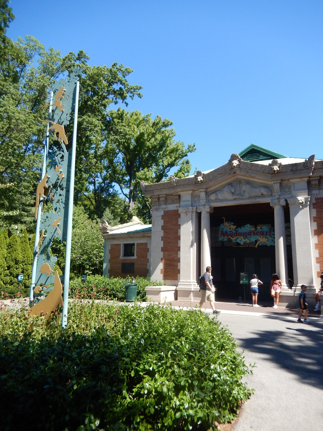 8/12/2022 - Madagascar! Entrance Area
