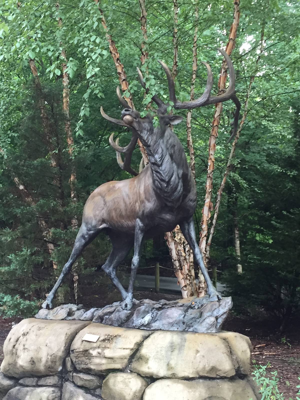 8/14/2016 - Elk Statue