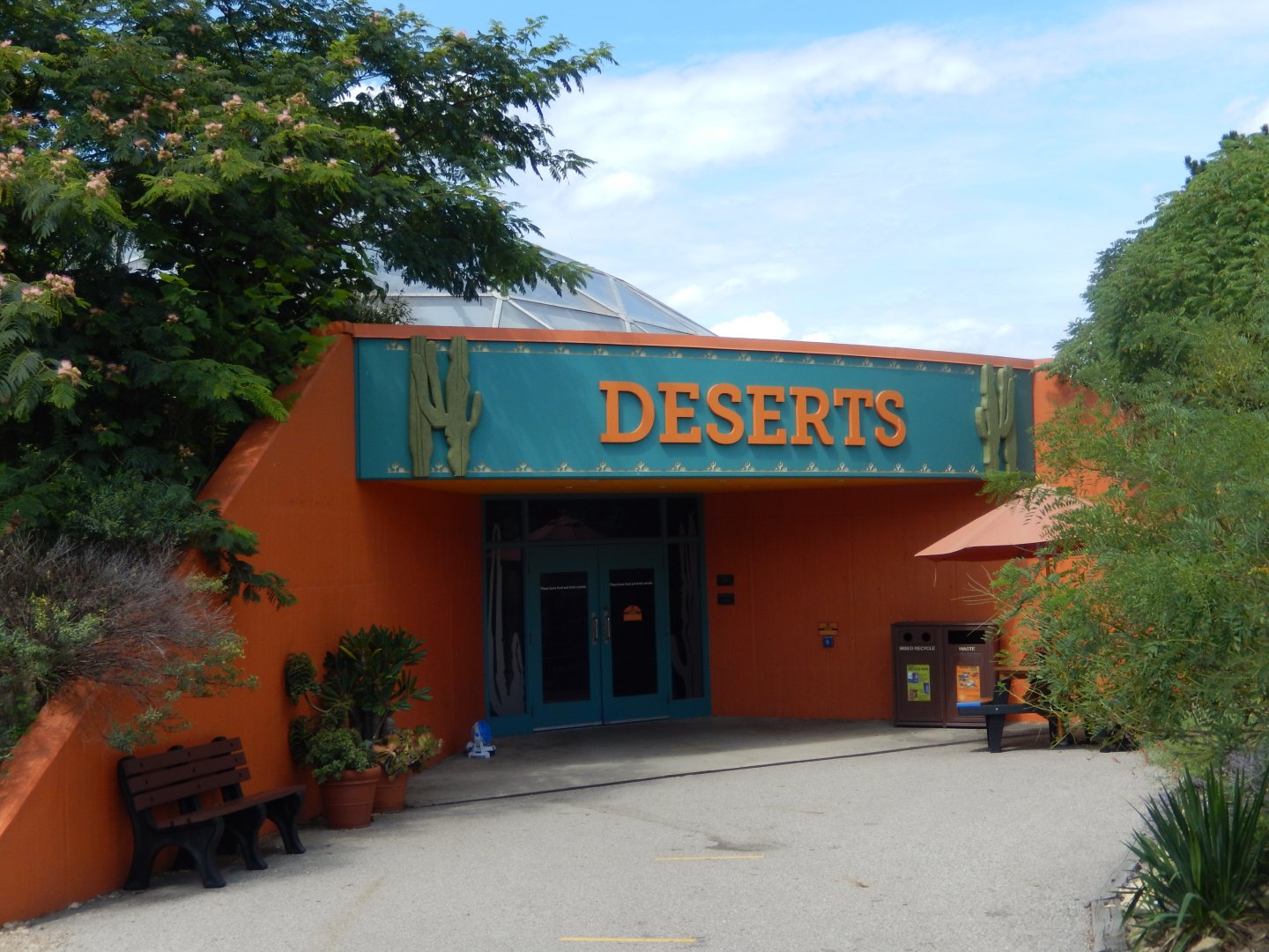 8/17/2020 - Deserts Entrance