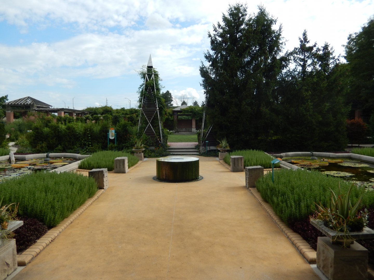 8/17/2020 - White River Gardens