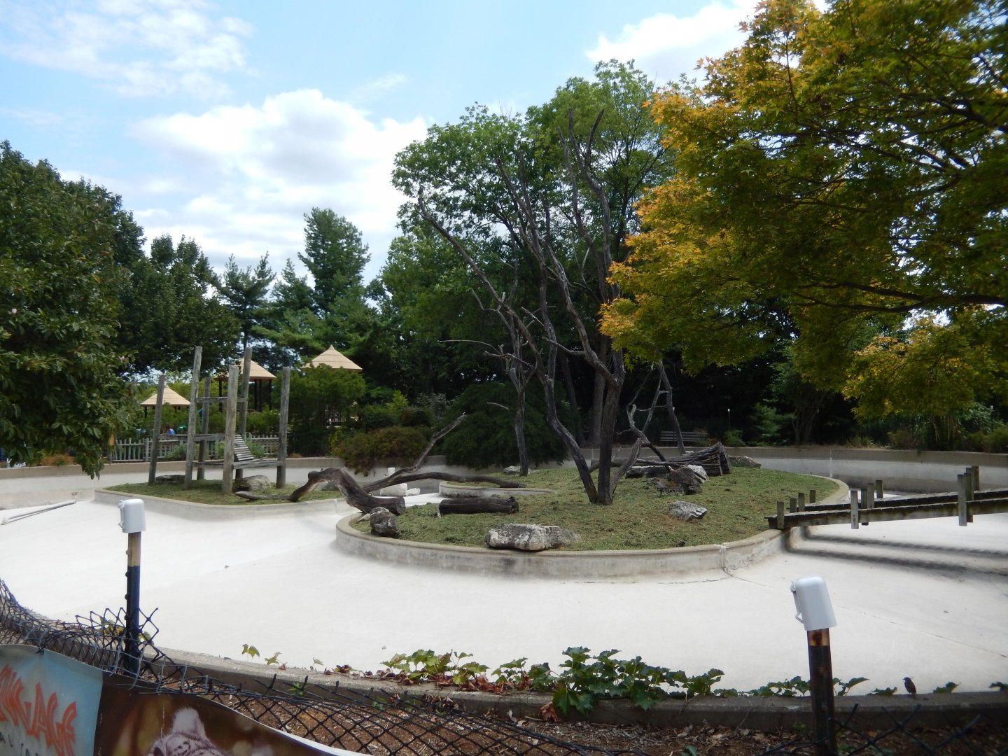 8/4/2017 - Former Woolly Monkey Island