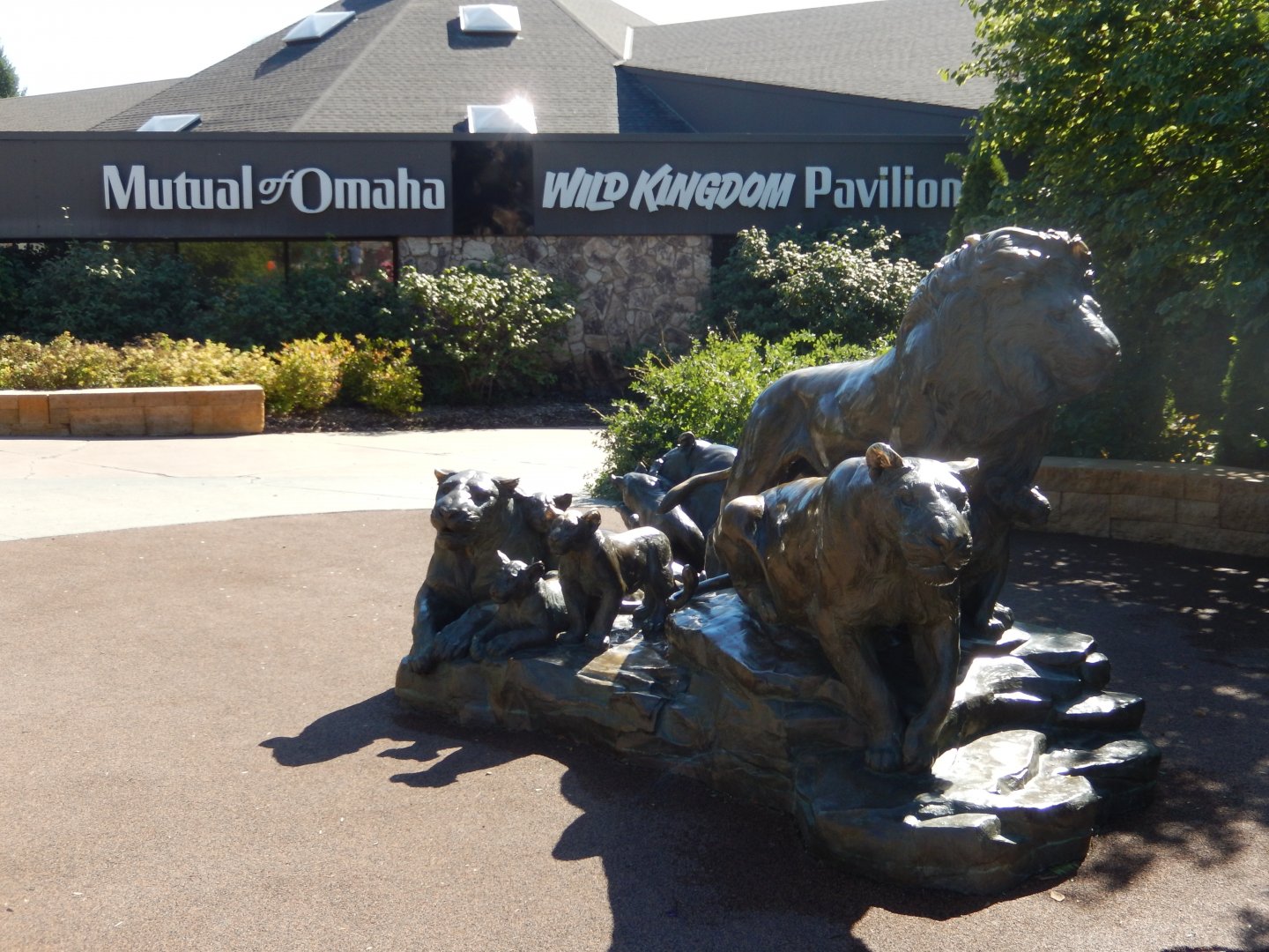 9/13/2020 - Lion Pride Statue