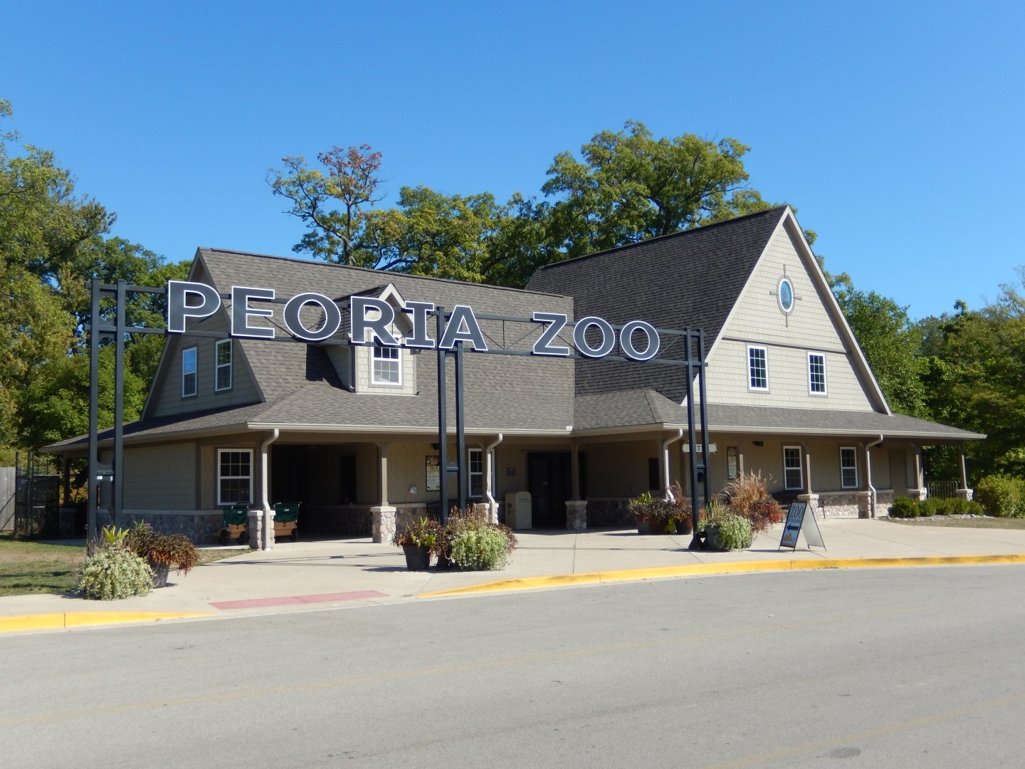 9/29/2017 - Entrance Building